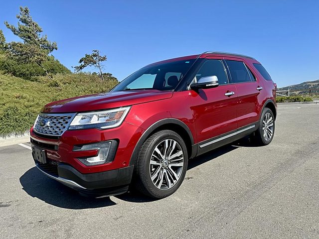 2017 Ford Explorer Platinum 4WD photo