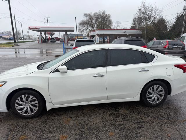2017 Nissan Altima 2.5 S FWD photo