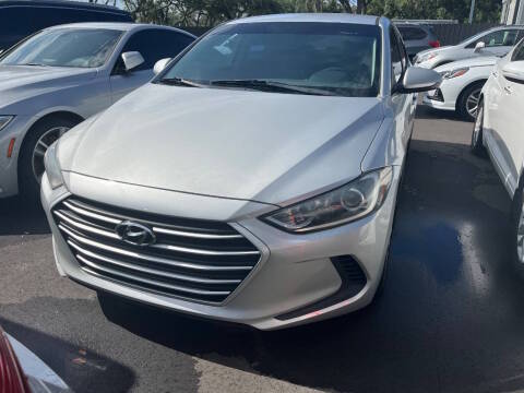 2017 Hyundai Elantra SE FWD photo