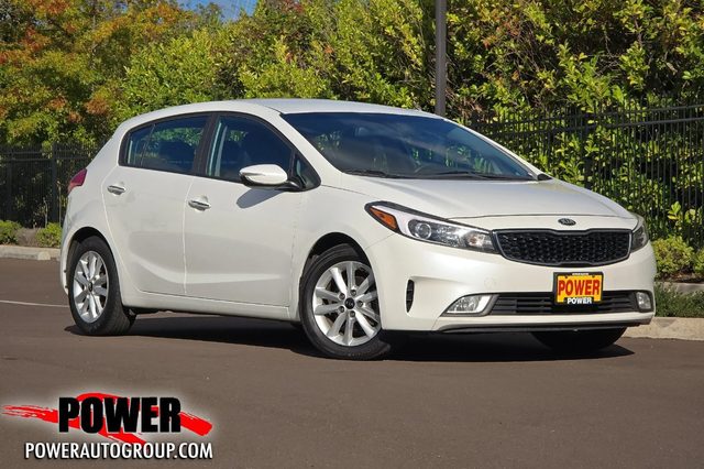 2017 Kia Forte LX FWD photo