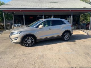 2017 Lincoln MKC Reserve FWD photo