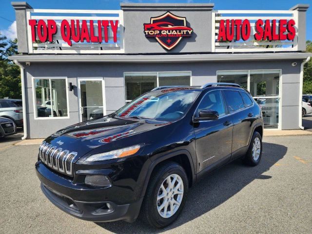 2017 Jeep Cherokee Latitude 4WD photo