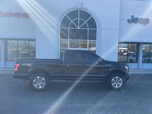 2017 Ford F-150 XL 4WD photo