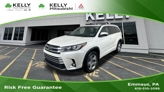 2017 Toyota Highlander Limited AWD photo