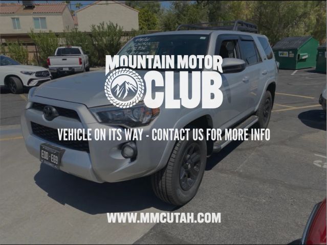 2017 Toyota 4Runner SR5 4WD photo