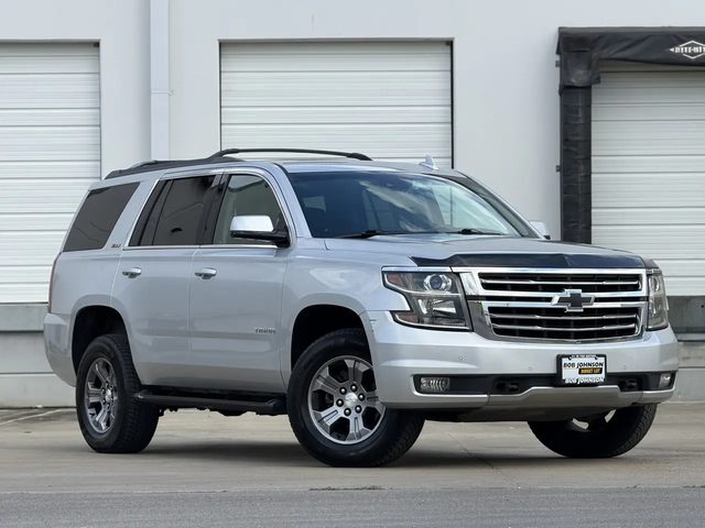 2017 Chevrolet Tahoe LT 4WD photo