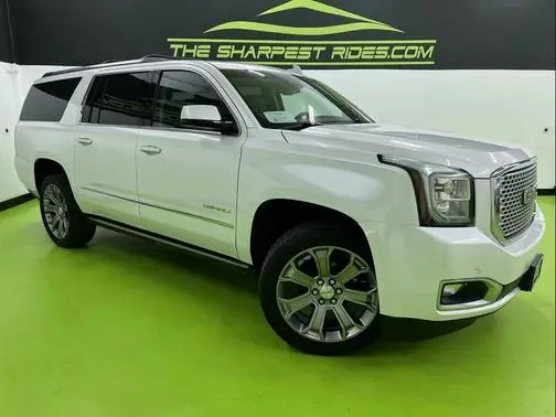 2017 GMC Yukon XL Denali 4WD photo