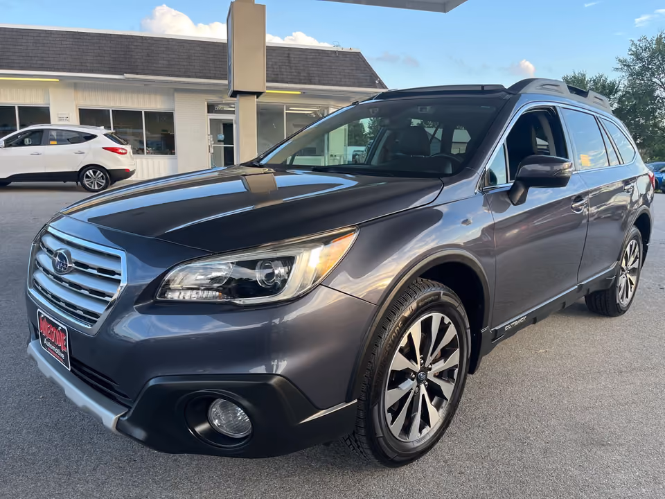 2017 Subaru Outback Limited AWD photo