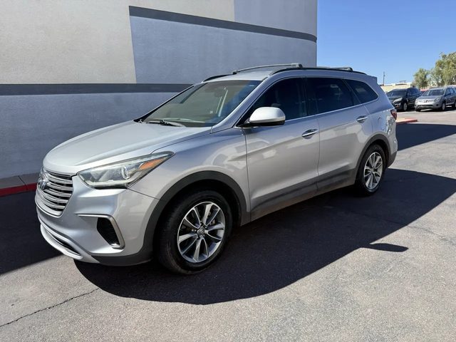 2017 Hyundai Santa Fe SE FWD photo