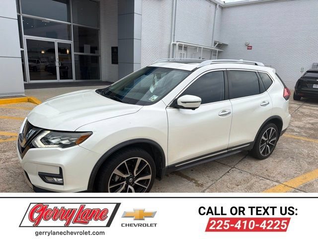 2017 Nissan Rogue SL FWD photo