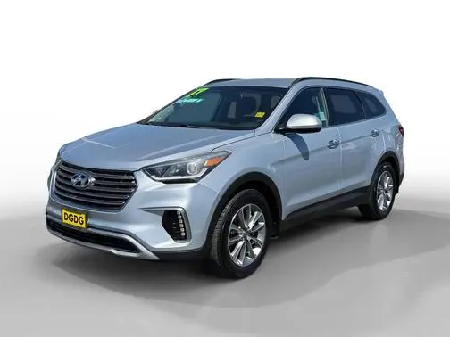 2017 Hyundai Santa Fe SE FWD photo