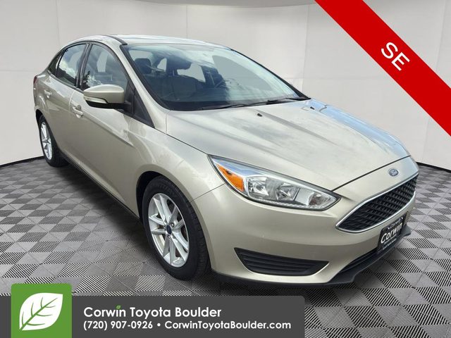 2017 Ford Focus SE FWD photo