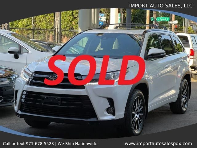 2017 Toyota Highlander SE AWD photo