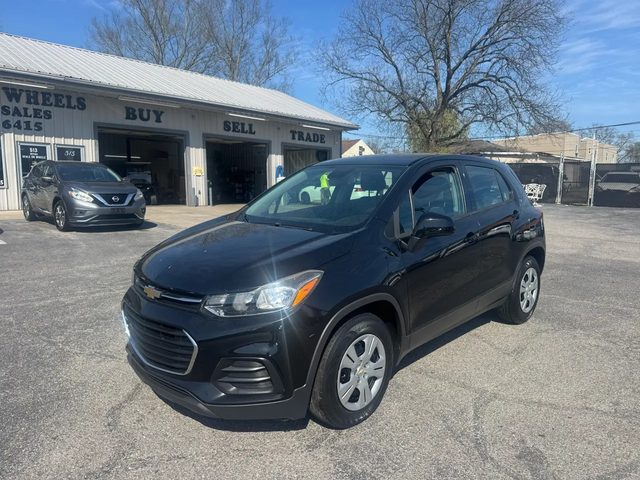 2017 Chevrolet Trax LS FWD photo