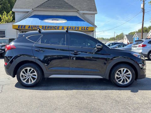2017 Hyundai Tucson SE Plus AWD photo