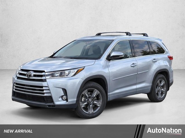 2017 Toyota Highlander Limited Platinum AWD photo