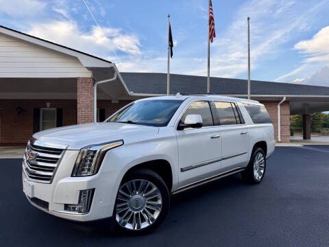 2017 Cadillac Escalade ESV Platinum 4WD photo