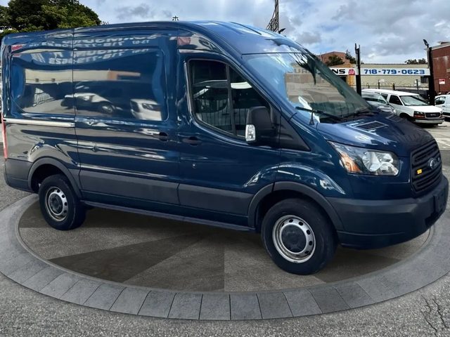 2017 Ford Transit Van RWD photo
