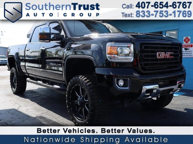 2017 GMC Sierra 2500HD Denali 4WD photo