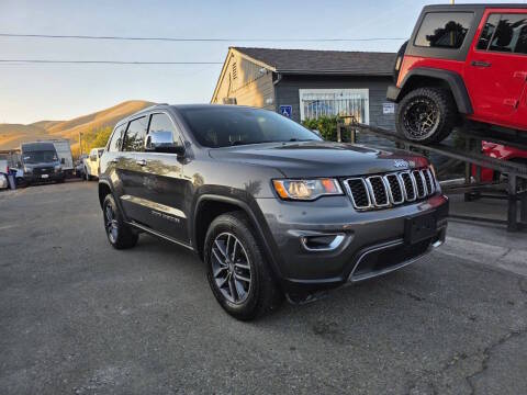 2017 Jeep Grand Cherokee Limited 4WD photo