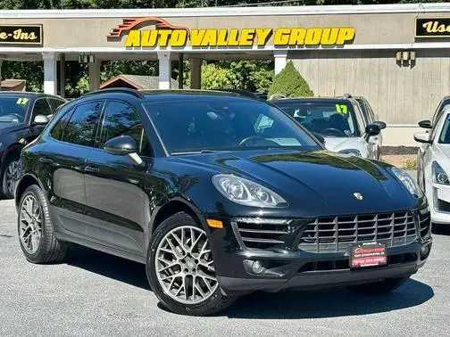 2017 Porsche Macan S AWD photo
