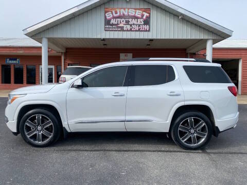 2017 GMC Acadia Denali FWD photo