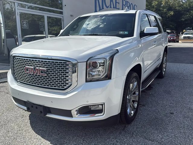 2017 GMC Yukon Denali 4WD photo
