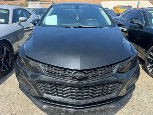2017 Chevrolet Cruze LT FWD photo