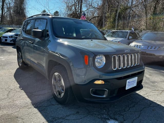 2017 Jeep Renegade Sport FWD photo