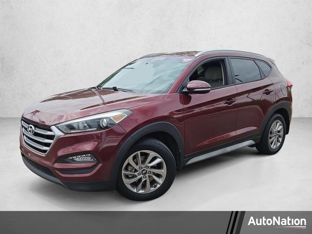 2017 Hyundai Tucson SE Plus FWD photo