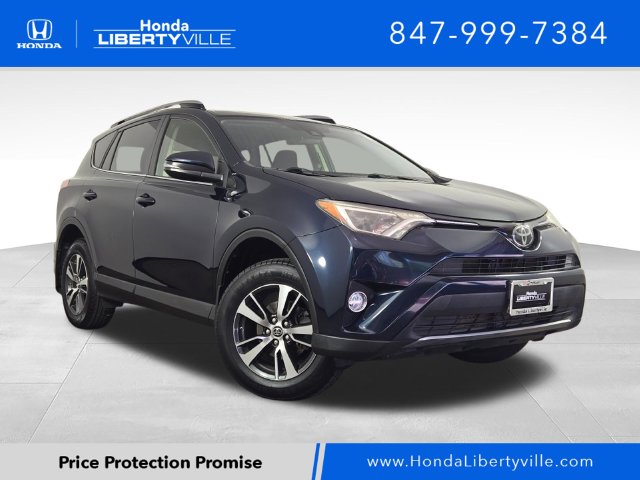 2017 Toyota RAV4 XLE AWD photo