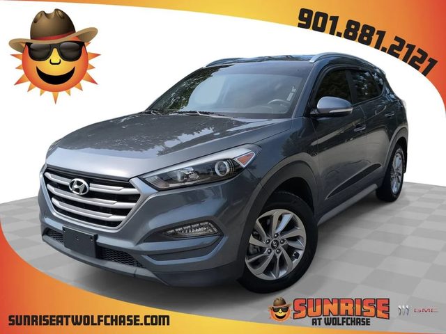 2017 Hyundai Tucson SE Plus AWD photo