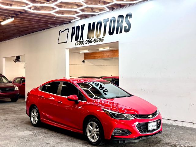 2017 Chevrolet Cruze LT FWD photo