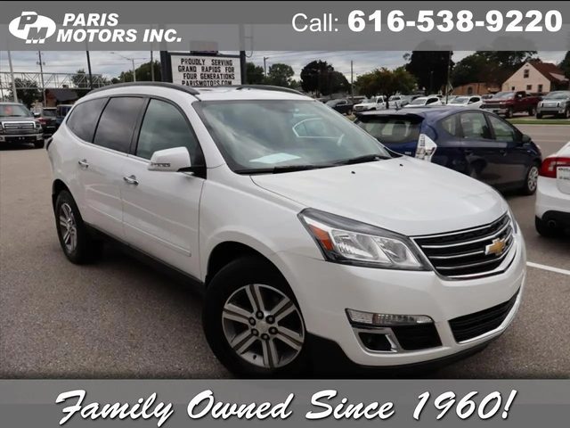2017 Chevrolet Traverse LT FWD photo