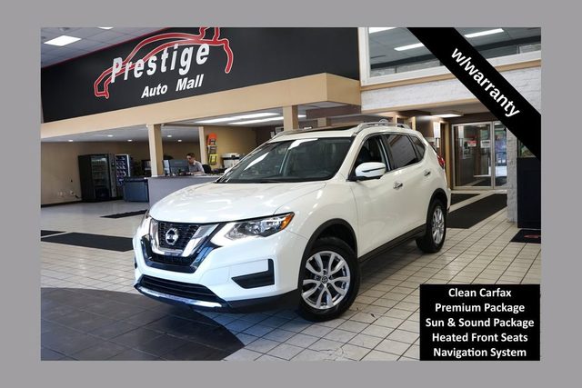 2017 Nissan Rogue SV AWD photo