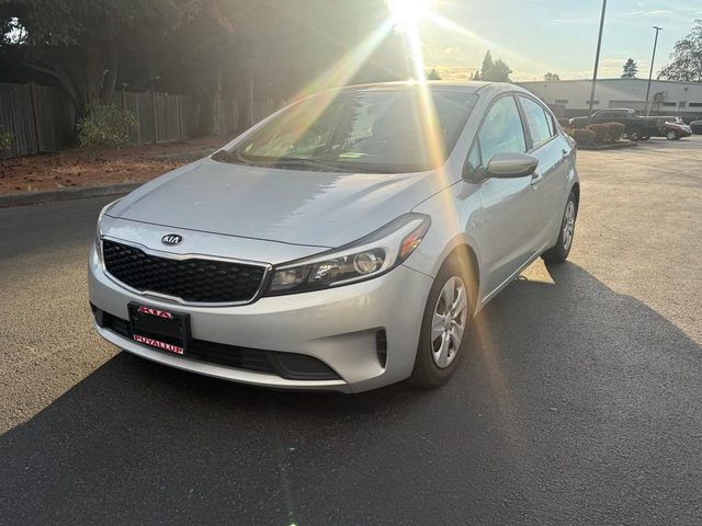 2017 Kia Forte LX FWD photo
