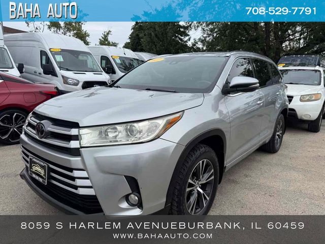 2017 Toyota Highlander XLE AWD photo