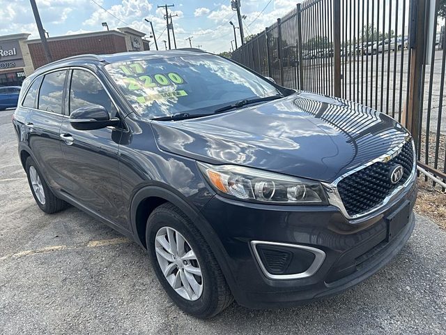 2017 Kia Sorento LX FWD photo
