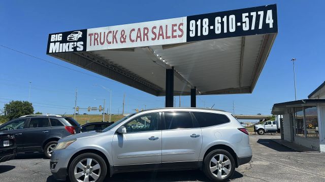 2015 Chevrolet Traverse LTZ AWD photo