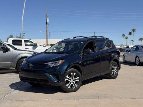 2017 Toyota RAV4 LE FWD photo