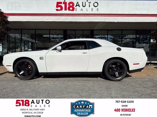2016 Dodge Challenger R/T RWD photo