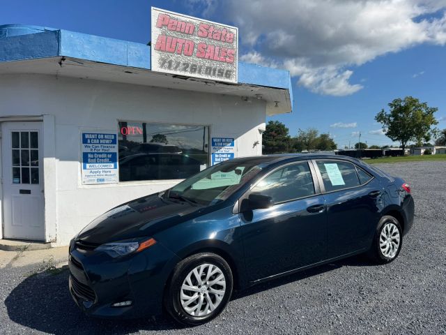 2017 Toyota Corolla LE FWD photo