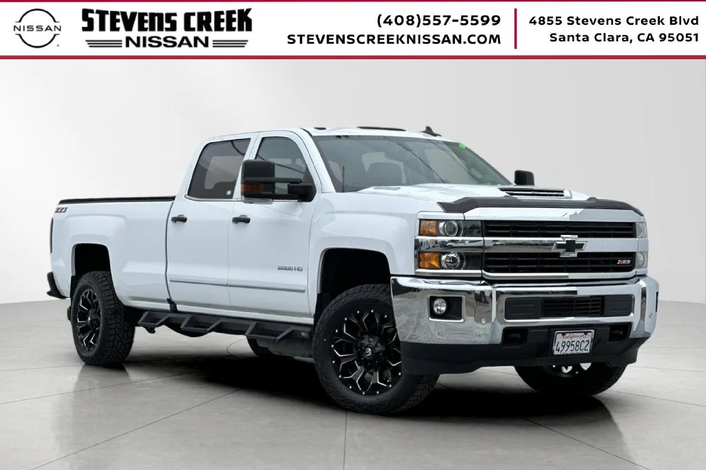 2017 Chevrolet Silverado 2500HD LTZ 4WD photo
