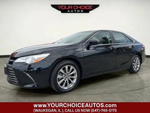 2017 Toyota Camry Hybrid XLE FWD photo