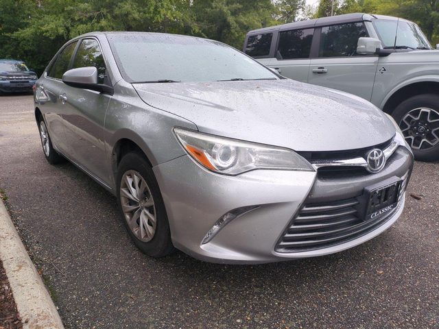 2017 Toyota Camry LE FWD photo