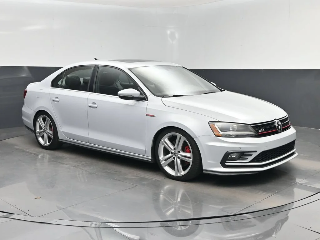 2017 Volkswagen Jetta GLI FWD photo