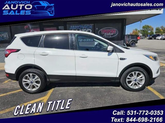 2017 Ford Escape SE 4WD photo