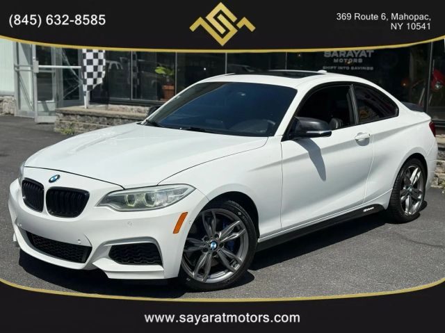 2015 BMW 2 Series M235i RWD photo