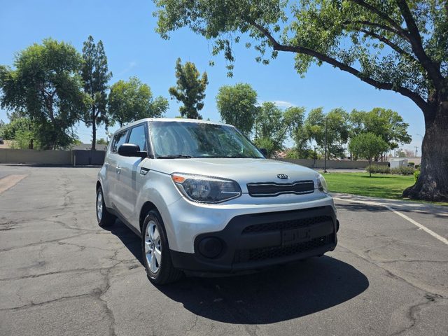 2017 Kia Soul Base FWD photo
