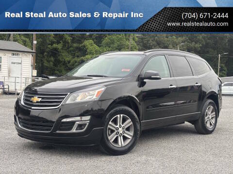2017 Chevrolet Traverse LT FWD photo